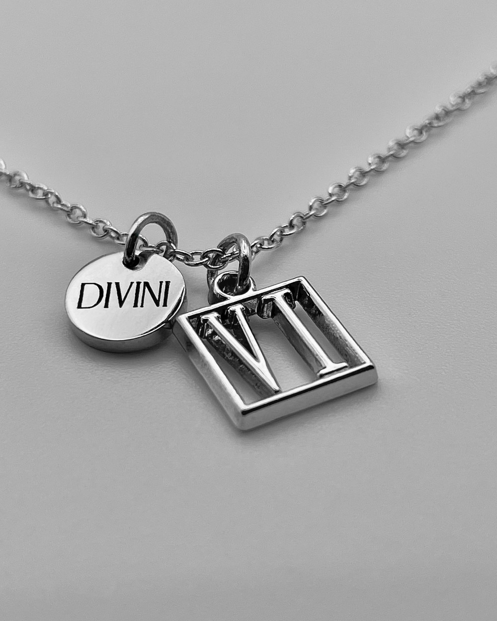 Divini sterling silver necklace